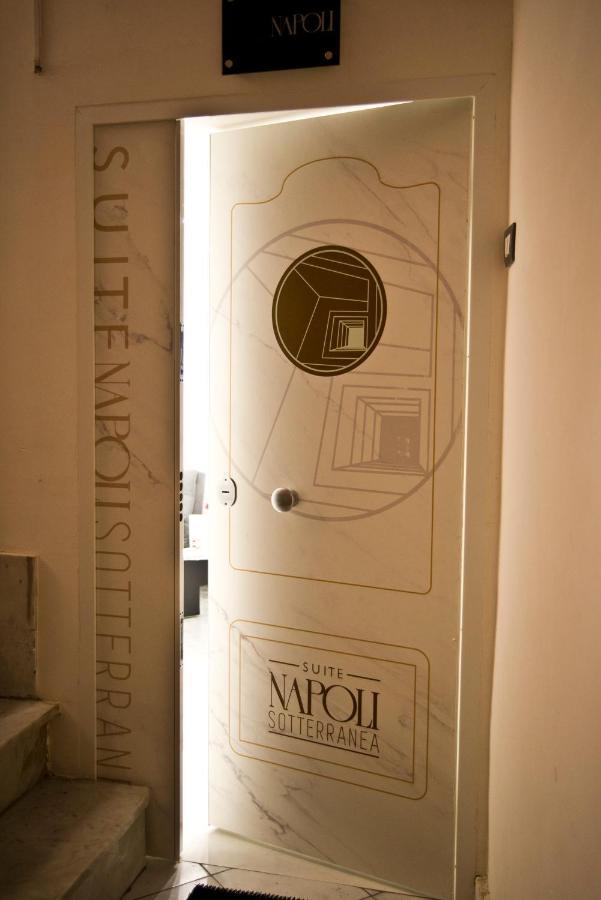 Suite Napoli Sotterranea Con Vasca Idromassaggio ภายนอก รูปภาพ